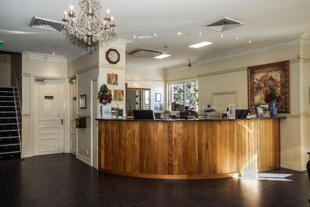 Redearth Boutique Hotel Mount Isa Eksteriør billede