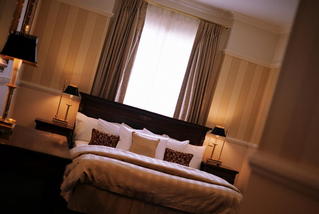 Redearth Boutique Hotel Mount Isa Værelse billede